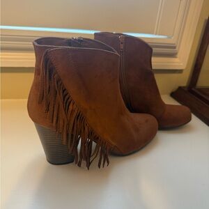 Fringe Suede Ankle Boots - Brown